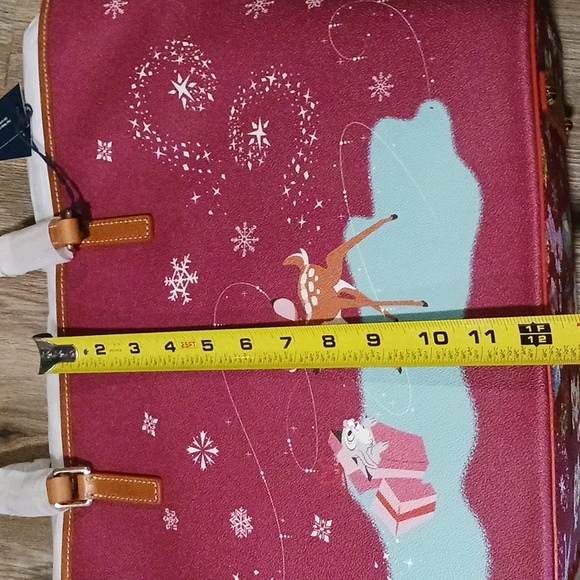 Nwt Disney dooney and bourke Christmas - Picture 8 of 11